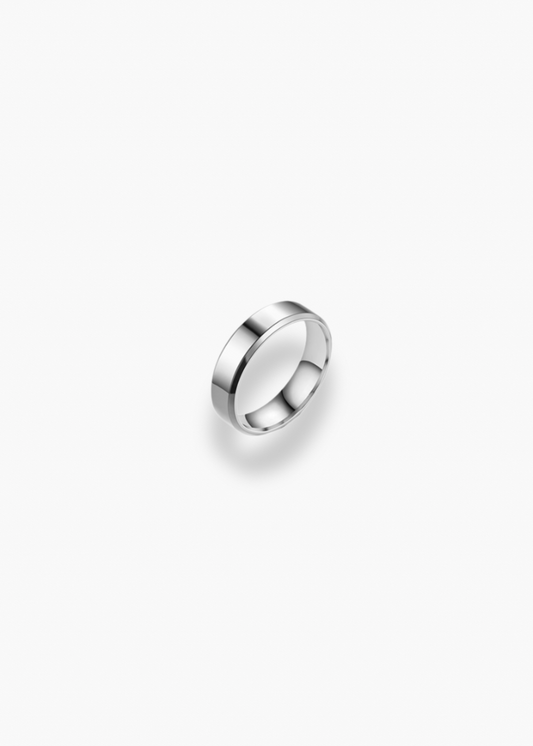 Classic Glossy Ring